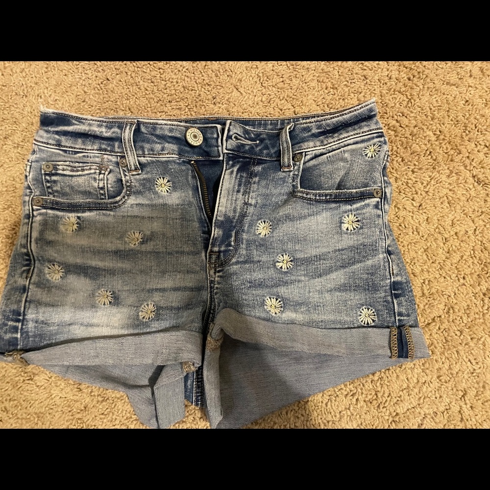 American Eagle flower embroidered denim shorts